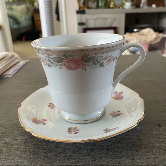 Charming Mismatched Floral Teacup and Saucer Set - Picture 1 of 5